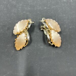 Vintage Clip On Earrings With Pearlescent Leaf Shaped‎ Stones